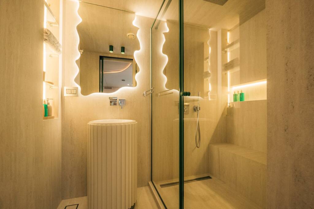 Luxury sailing yacht Reposado Reposado