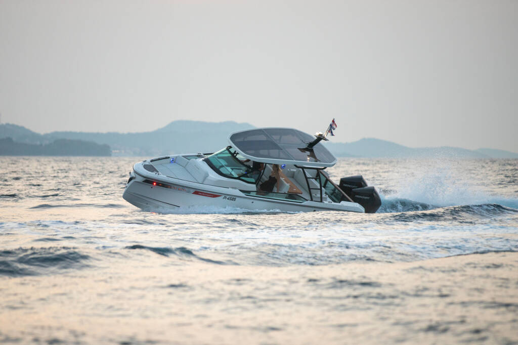 Motorboot Saxdor 270 GTO Ava