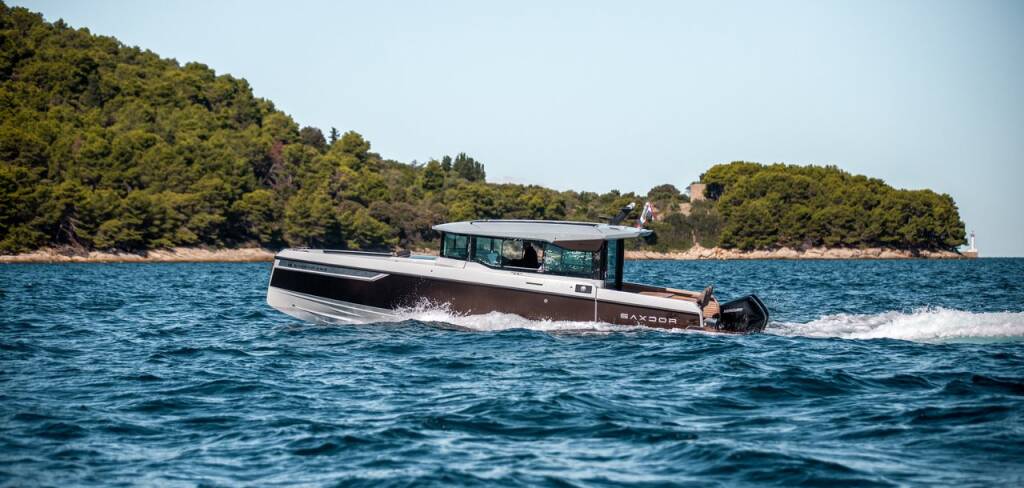 Motorboot Saxdor 320 GTC Olivia
