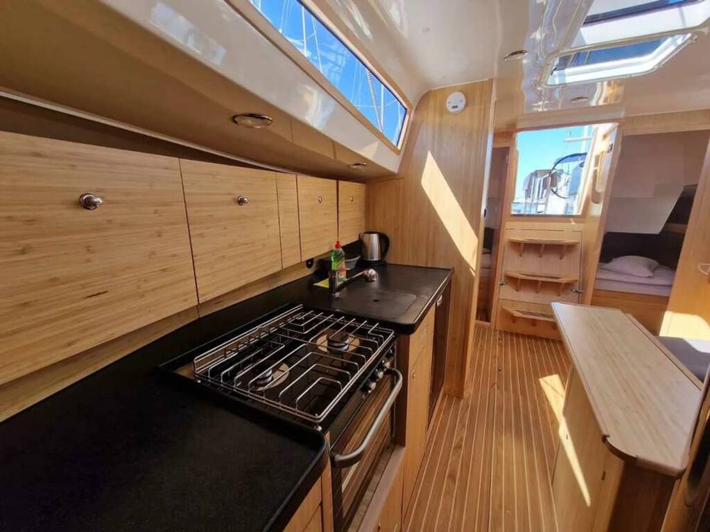 Scandinavia 35 Salt & Wind