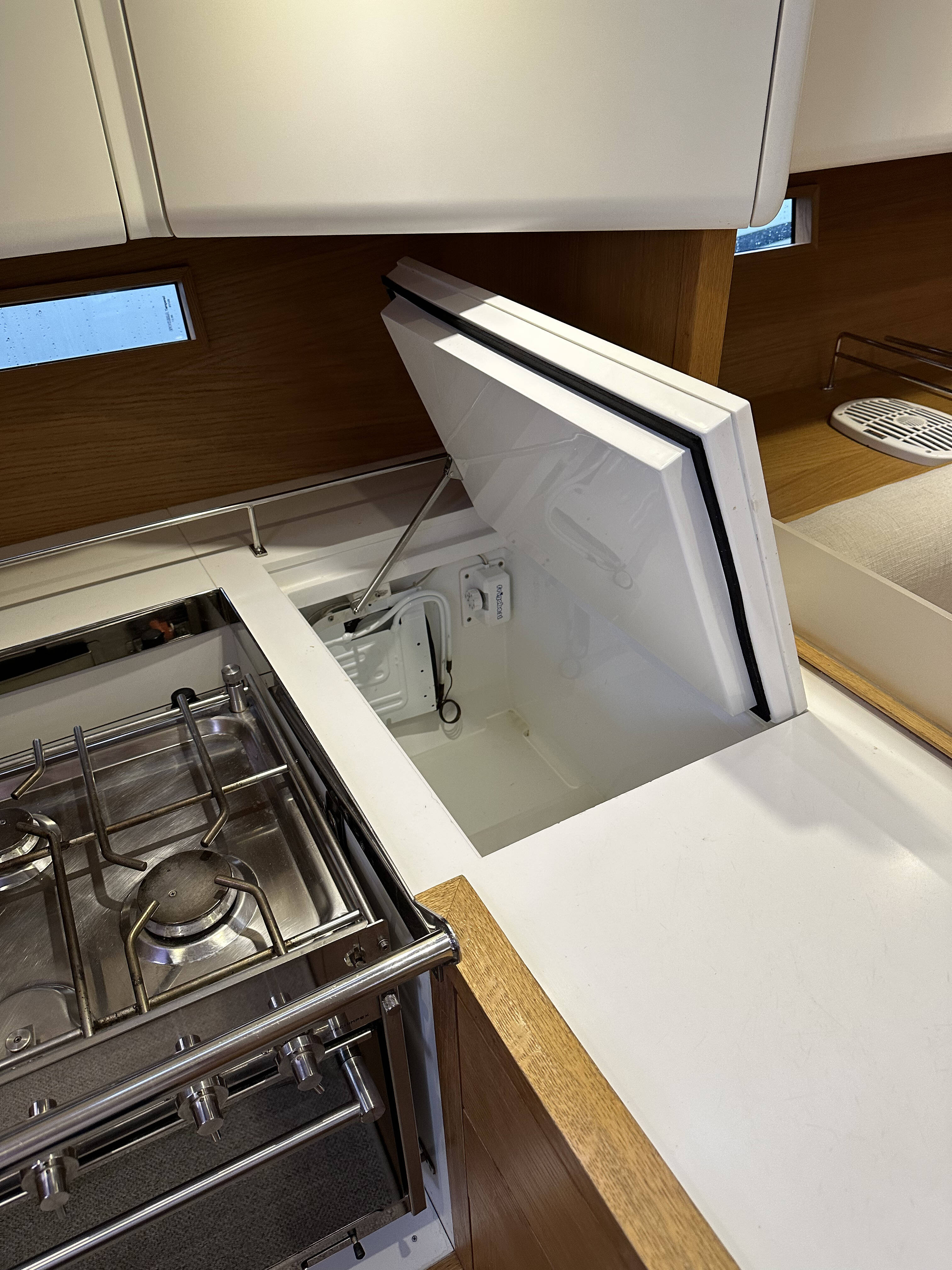 Solaris One 44 Trinity