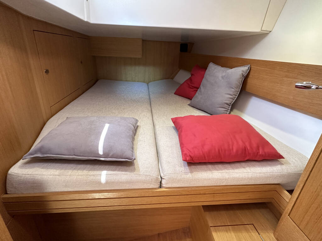 Solaris One 44 Trinity