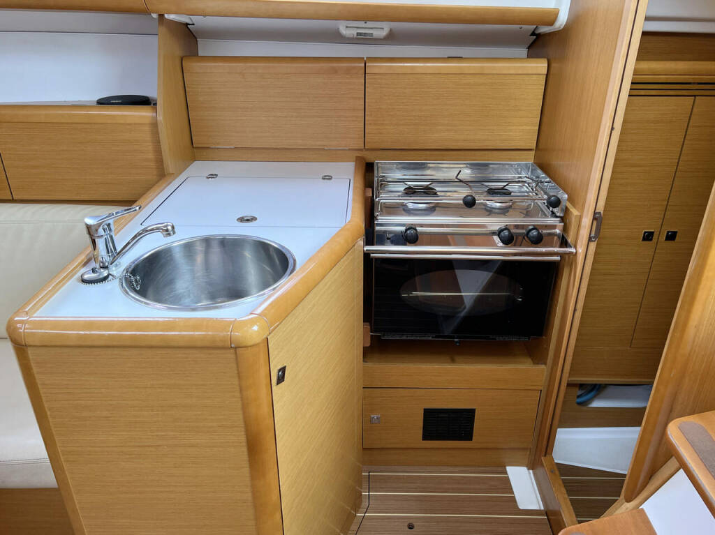 Segelyacht Sun Odyssey 30i Lightning