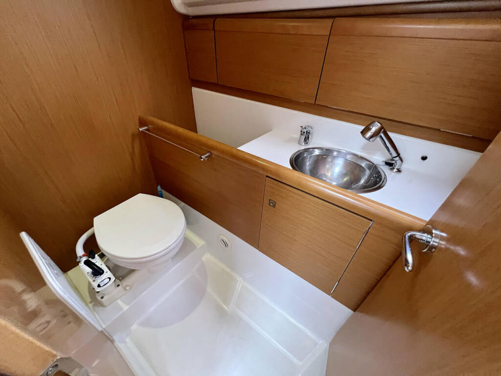 Segelyacht Sun Odyssey 30i Lightning