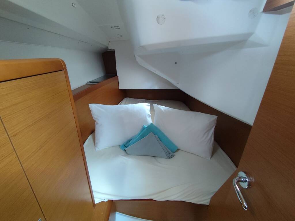 Sun Odyssey 349 LARK