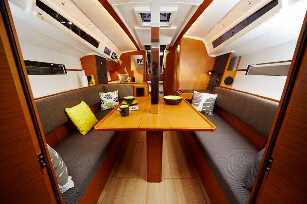 Segelyacht Sun Odyssey 349 Nala