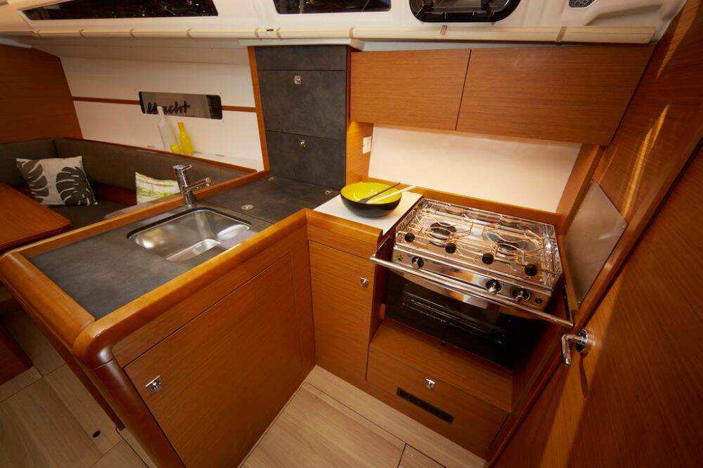 Segelyacht Sun Odyssey 349 Nala