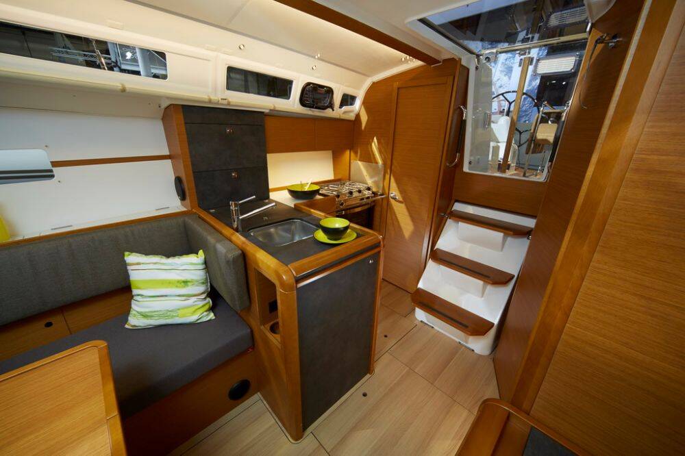 Segelyacht Sun Odyssey 349 Nala