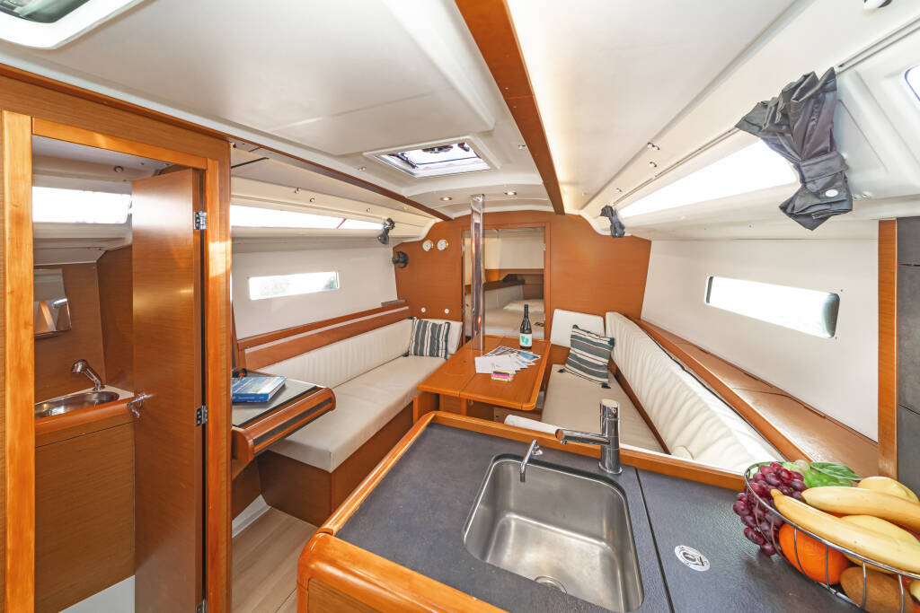 Segelyacht Sun Odyssey 349 Agios Nikolaos