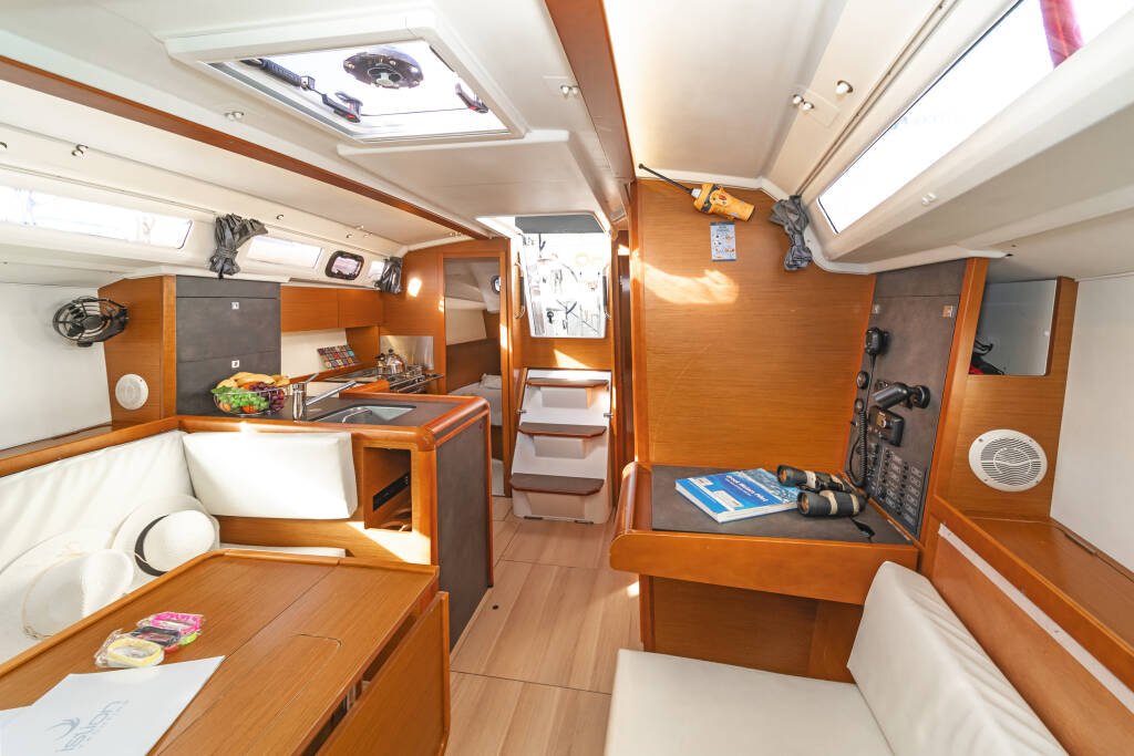 Segelyacht Sun Odyssey 349 Agios Nikolaos