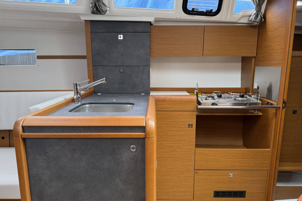 Sun Odyssey 349 Anastasia