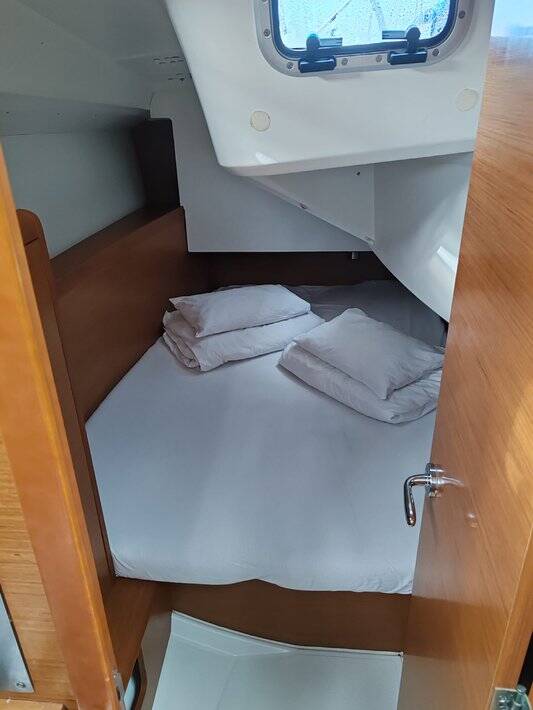 Sun Odyssey 349 Page