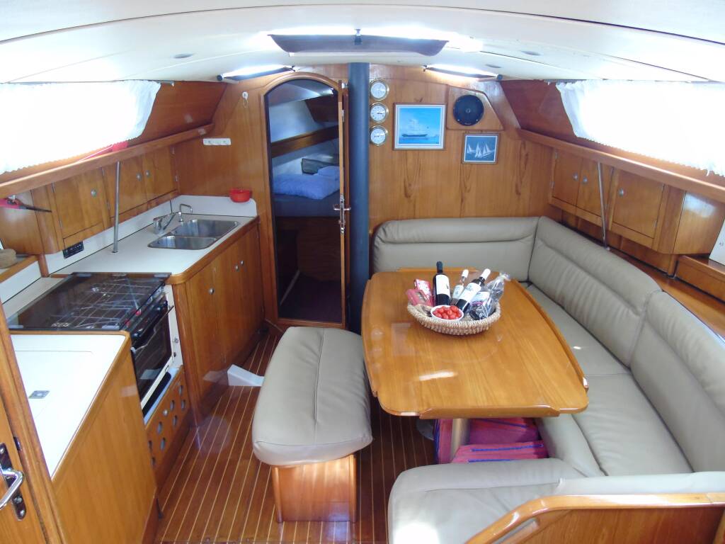 Segelyacht Sun Odyssey 37.1 Calma