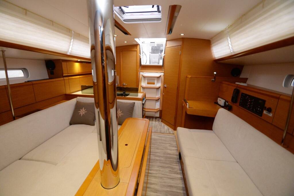 Segelyacht Sun Odyssey 379 Mitis