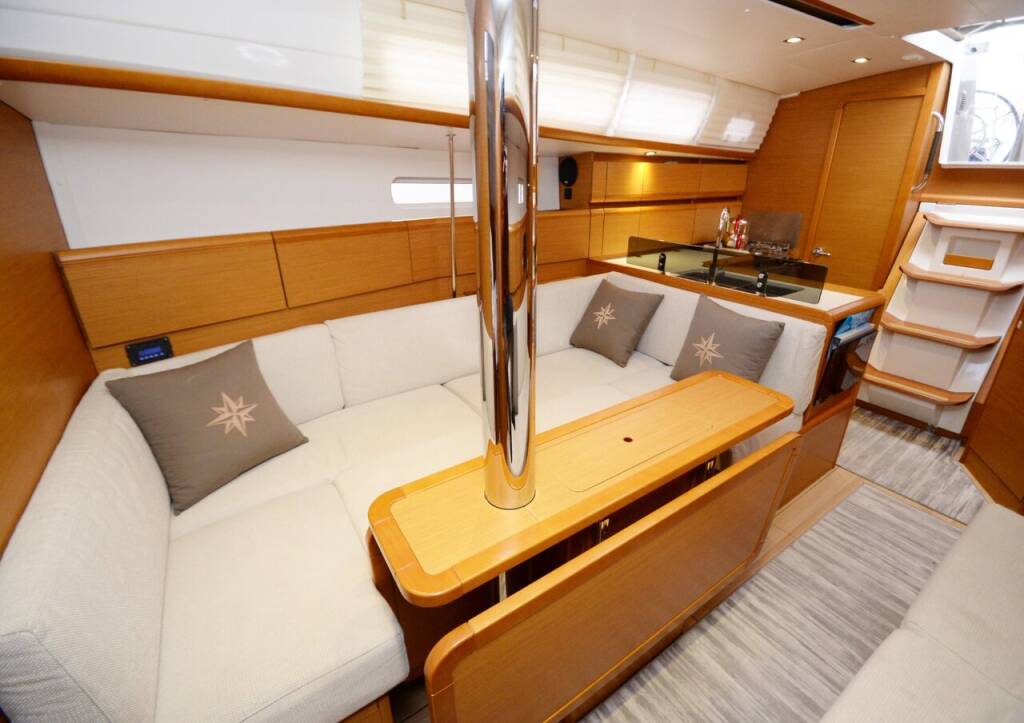 Segelyacht Sun Odyssey 379 Mitis