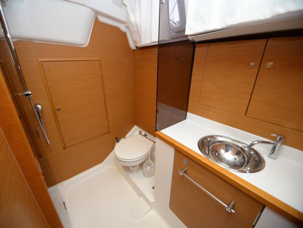 Segelyacht Sun Odyssey 379 Mitis