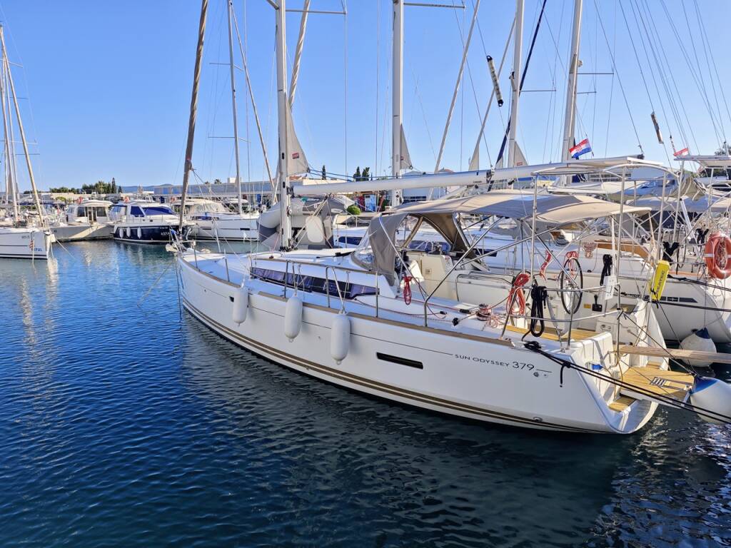 Sun Odyssey 379 Soprano