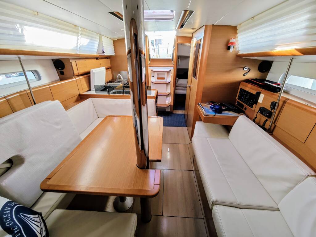 Sun Odyssey 379 Soprano