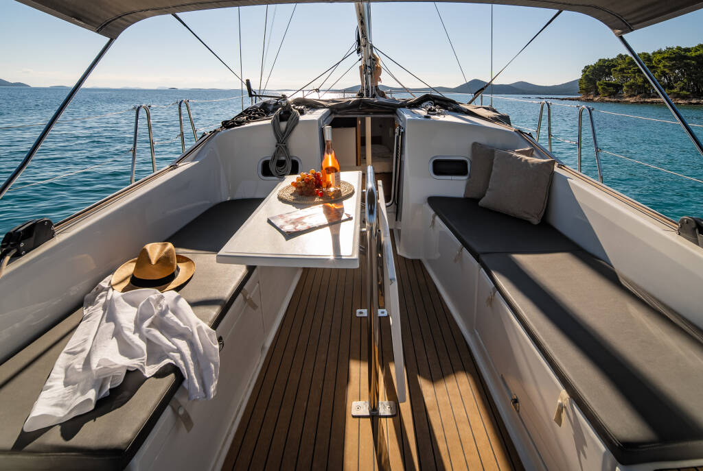 Sun Odyssey 380 Nala