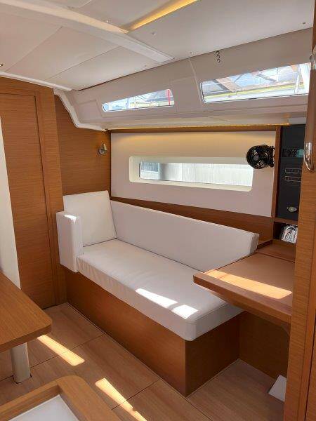 Sun Odyssey 380 Ethra