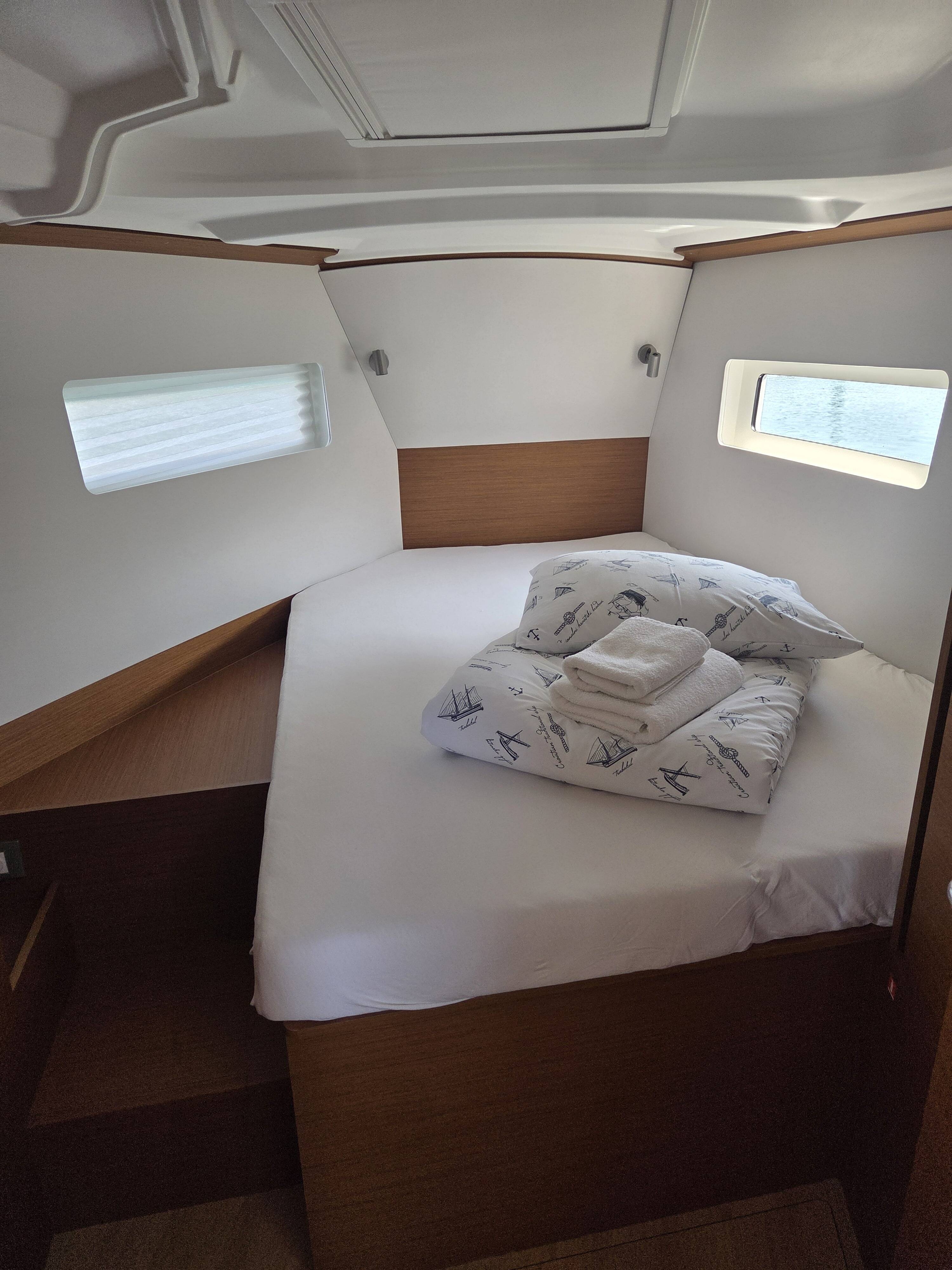 Sun Odyssey 380 Ancsika