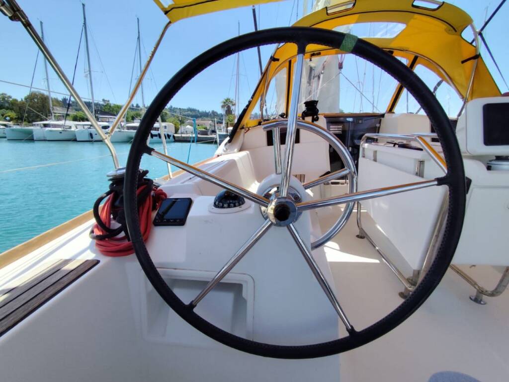 Sun Odyssey 389 PEACOK