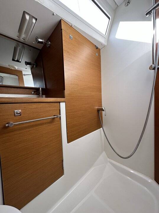 Sun Odyssey 389 Cash