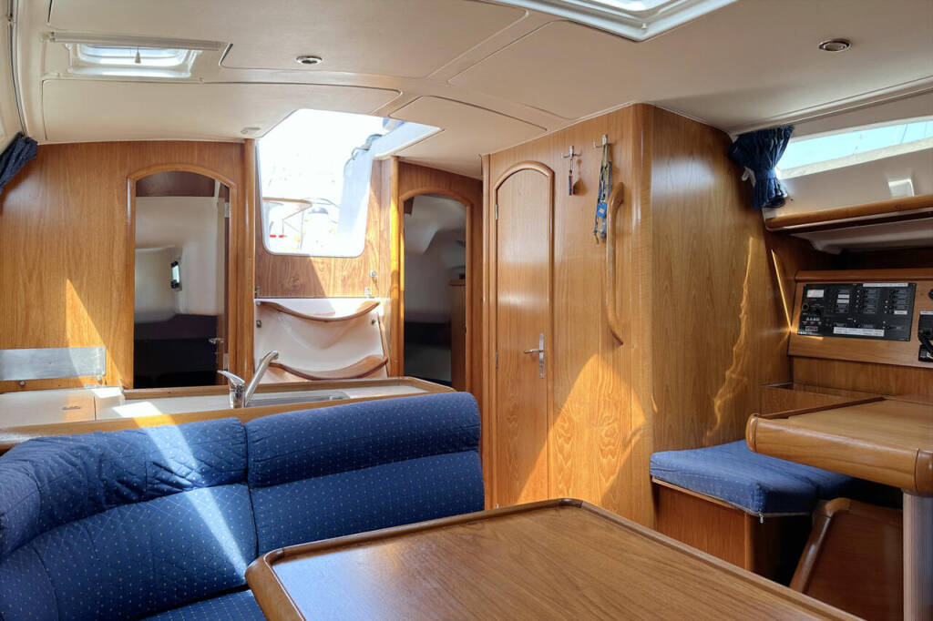 Segelyacht Sun Odyssey 40 Moulin Rouge