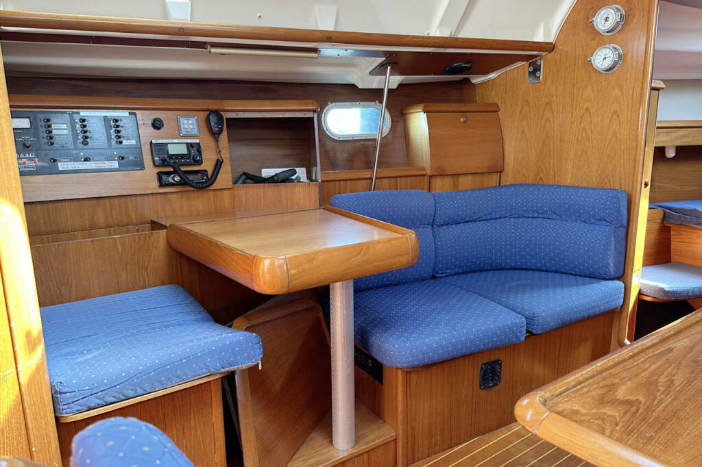 Segelyacht Sun Odyssey 40 Moulin Rouge