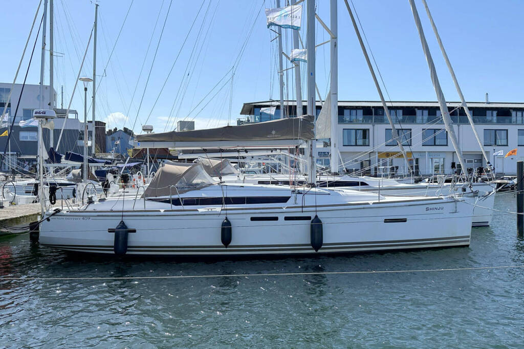 Segelyacht Sun Odyssey 409 Shinju