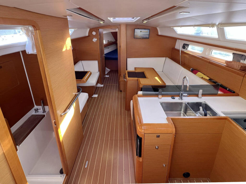 Segelyacht Sun Odyssey 409 Shinju