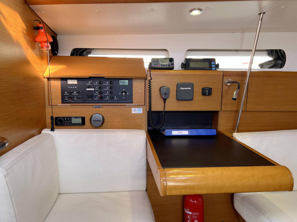 Segelyacht Sun Odyssey 409 Shinju