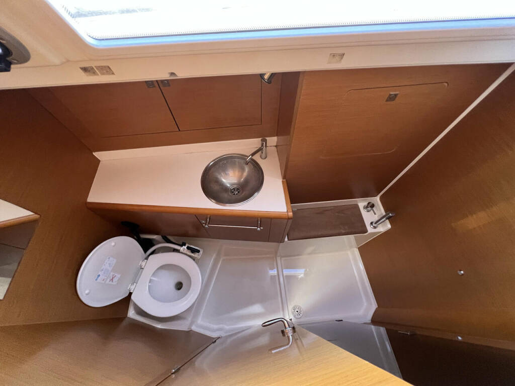 Segelyacht Sun Odyssey 409 Shinju