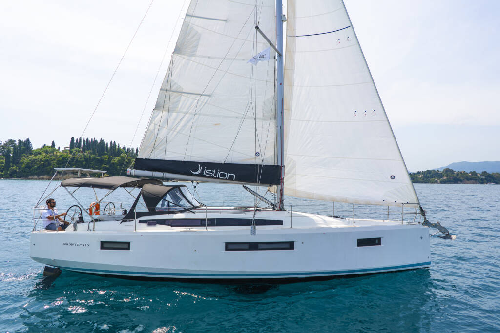 Segelyacht Sun Odyssey 410 Sea Whisper