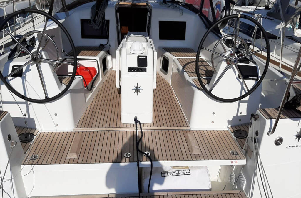 Segelyacht Sun Odyssey 410 CLASS