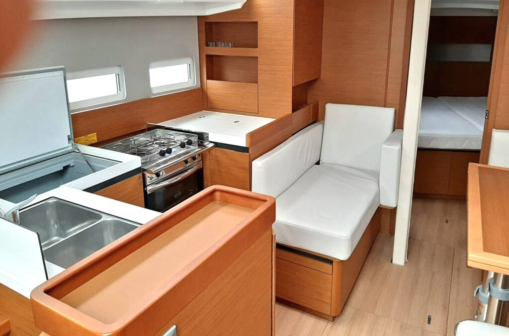 Segelyacht Sun Odyssey 410 CLASS
