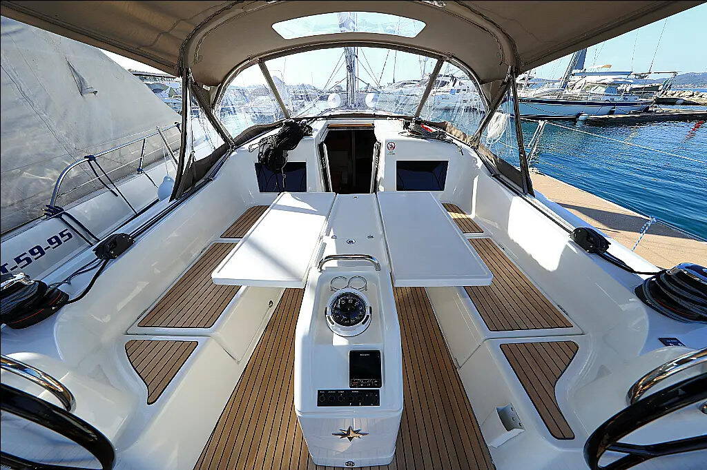 Segelyacht Sun Odyssey 410 CLASS