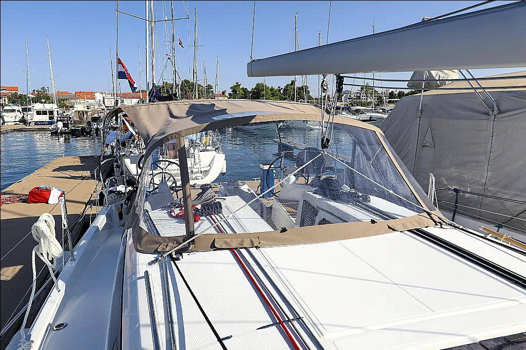 Segelyacht Sun Odyssey 410 CLASS