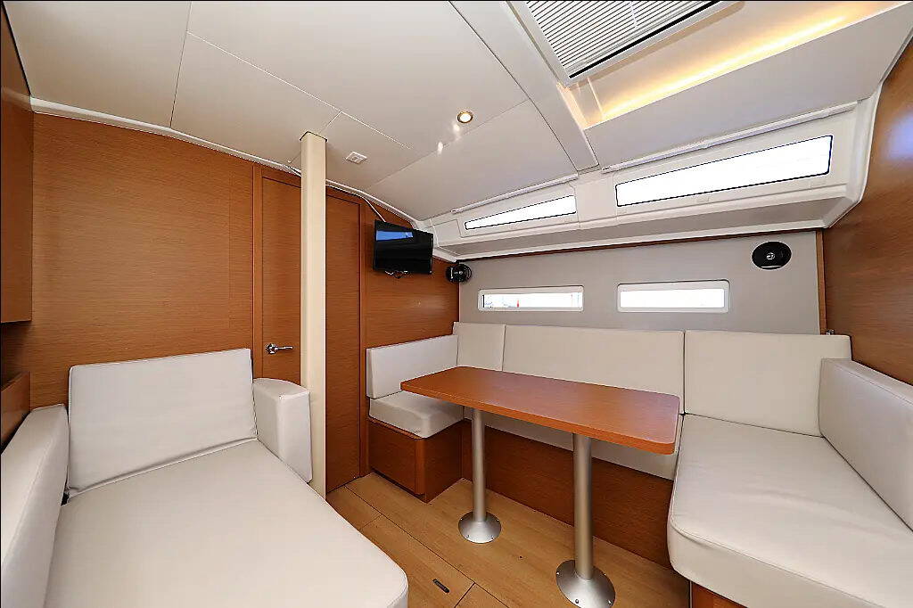 Segelyacht Sun Odyssey 410 CLASS