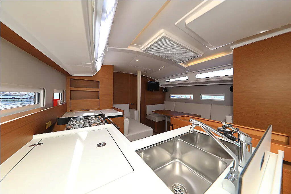 Segelyacht Sun Odyssey 410 CLASS