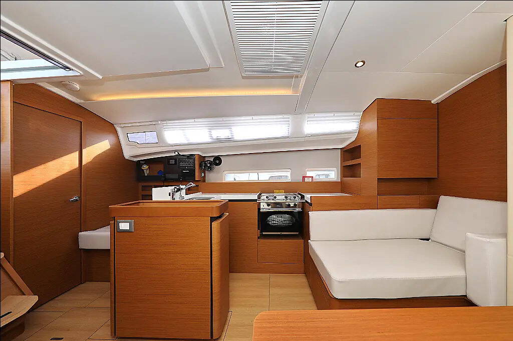 Segelyacht Sun Odyssey 410 CLASS