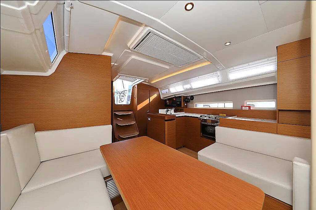Segelyacht Sun Odyssey 410 CLASS
