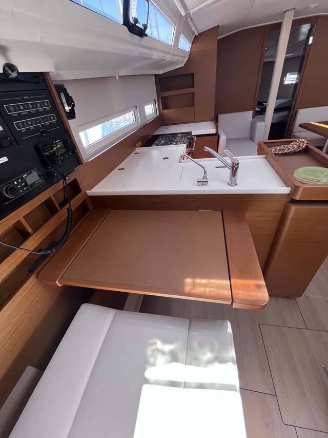 Segelyacht Sun Odyssey 410 Tu Tamo 3