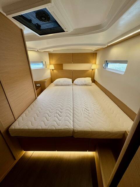 Segelyacht Sun Odyssey 410 Lucia