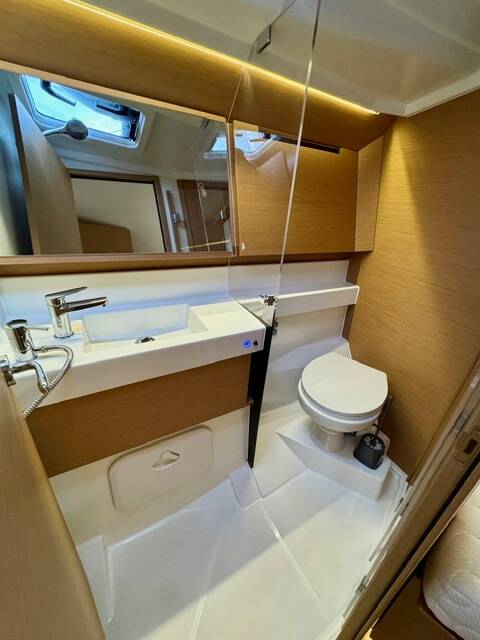 Segelyacht Sun Odyssey 410 Lucia