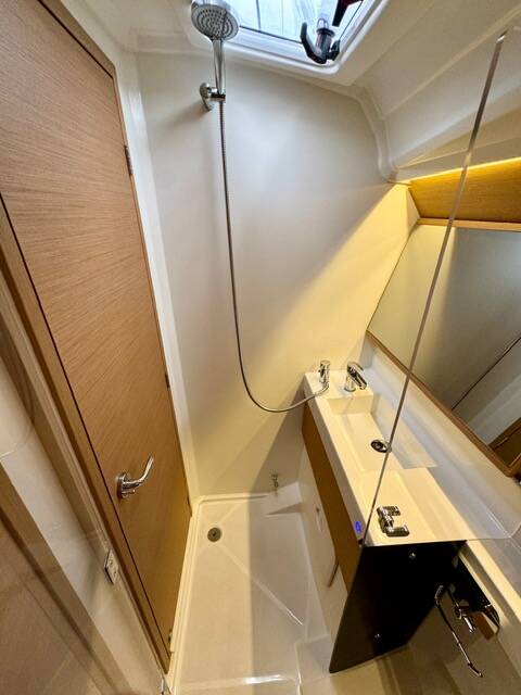 Segelyacht Sun Odyssey 410 Lucia