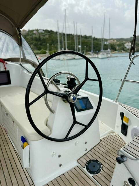 Segelyacht Sun Odyssey 410 Lucia