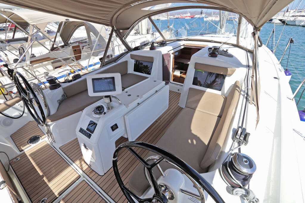Segelyacht Sun Odyssey 410 Paris