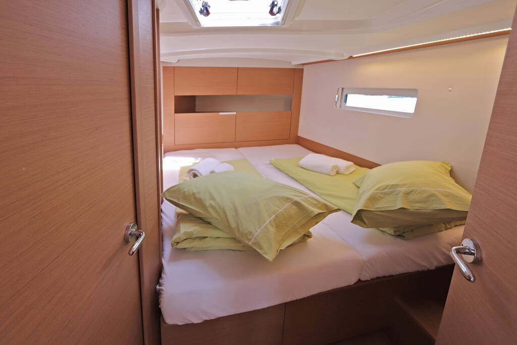 Segelyacht Sun Odyssey 410 Paris