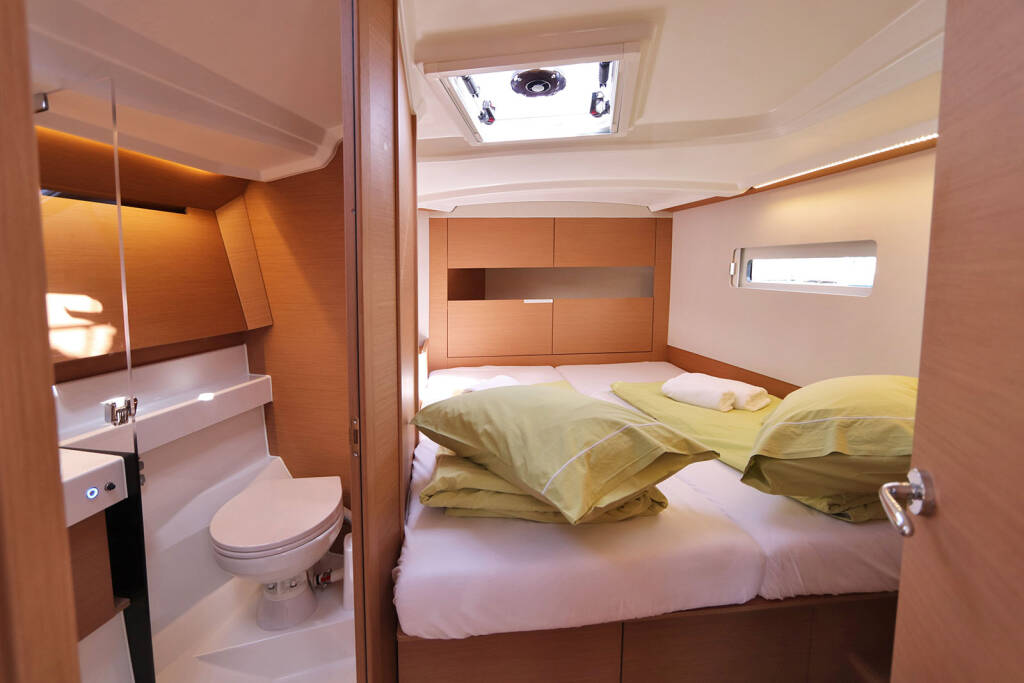 Segelyacht Sun Odyssey 410 Paris